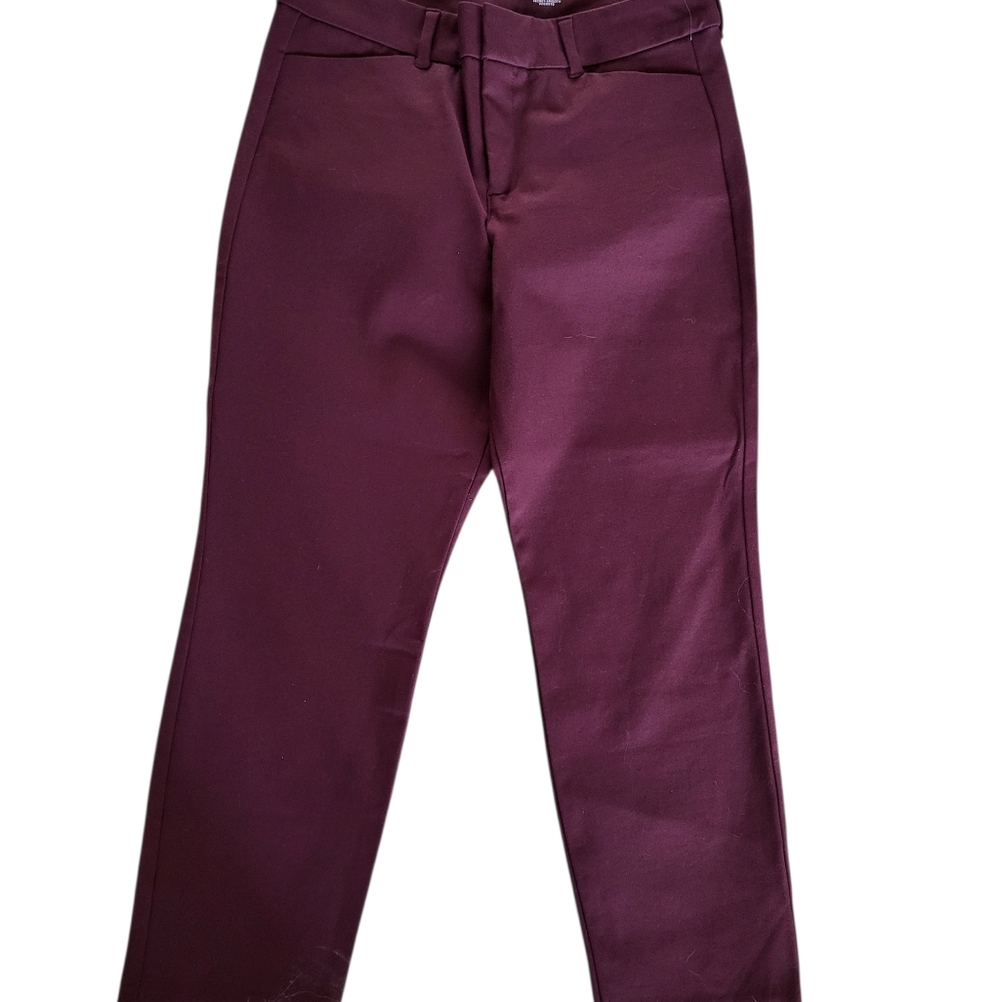 126B. NWT Old Navy Women's Pixie Plum Skinny Pants - Size 8P - Picture 3 of 7